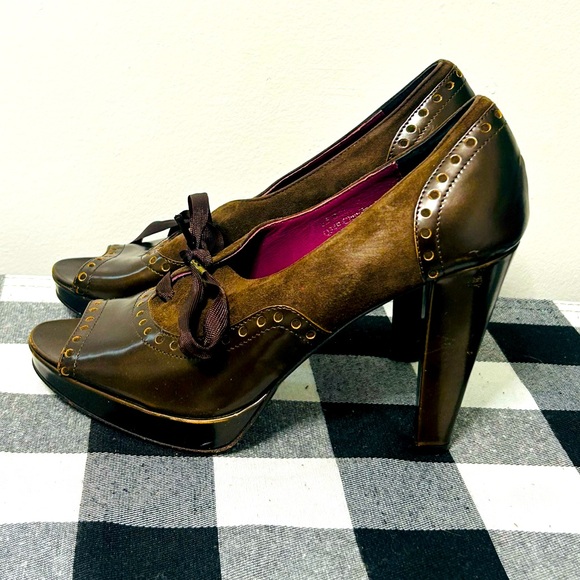 COACH CHOCOLATE SUEDE PEEP TOE LACE UP CLAUDINE PLATFORM PUMP ITALY 6.5 - Picture 1 of 10